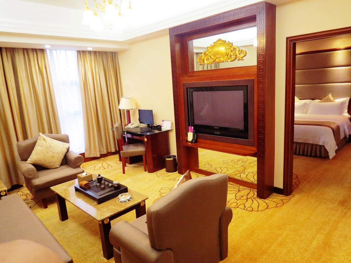 Rongjiang Hotel Jieyang Esterno foto