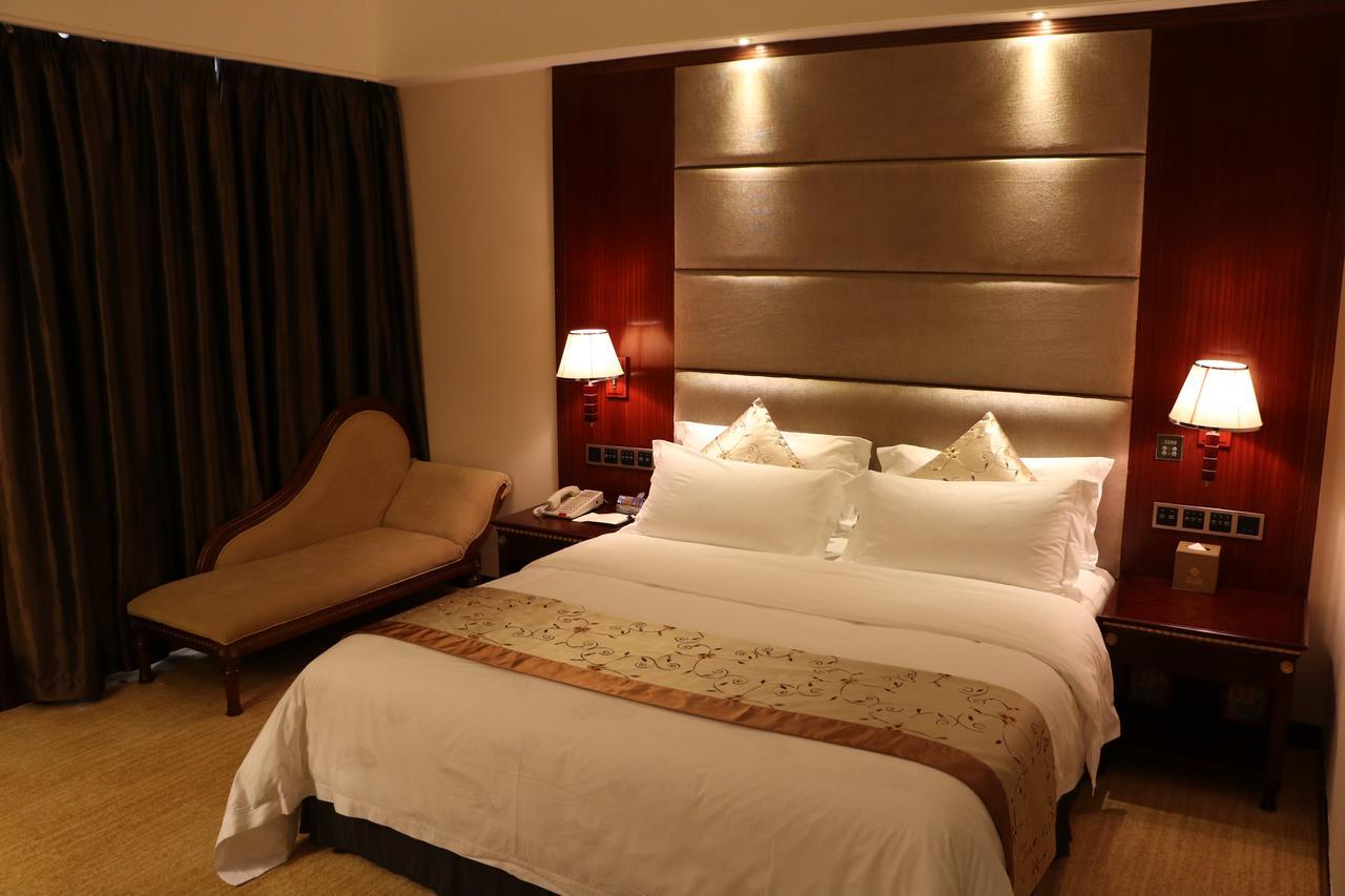 Rongjiang Hotel Jieyang Esterno foto
