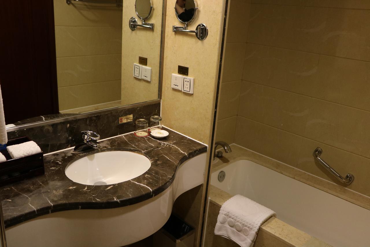 Rongjiang Hotel Jieyang Esterno foto