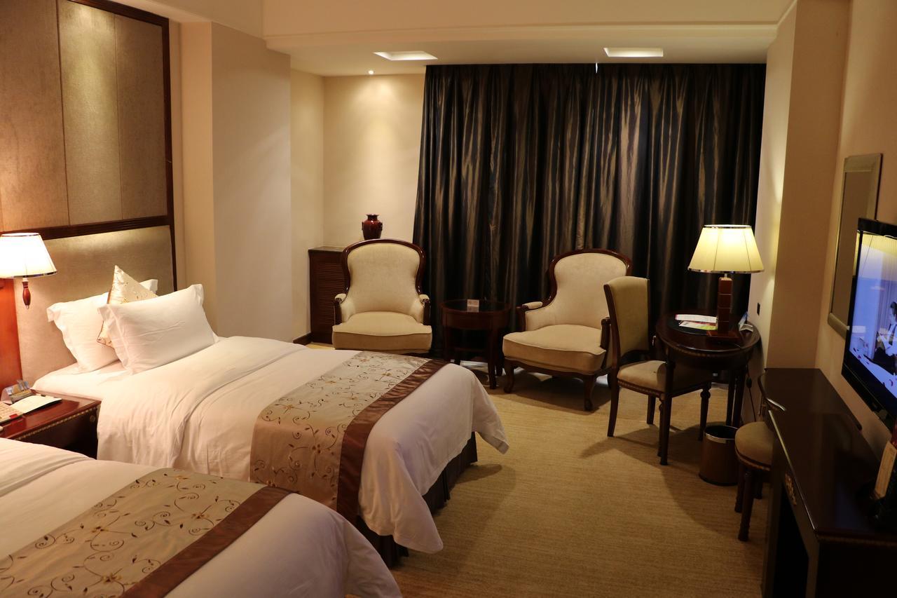 Rongjiang Hotel Jieyang Esterno foto