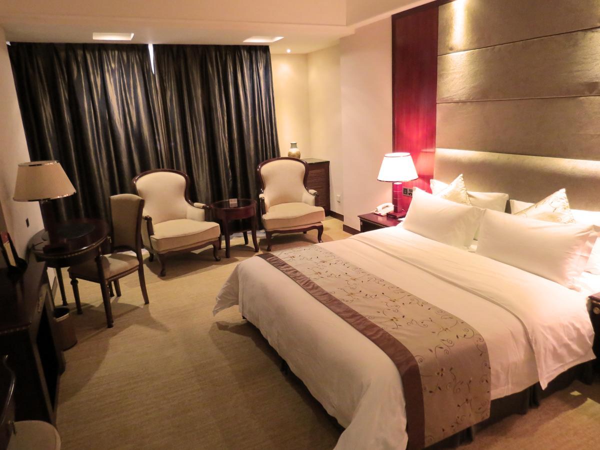 Rongjiang Hotel Jieyang Esterno foto