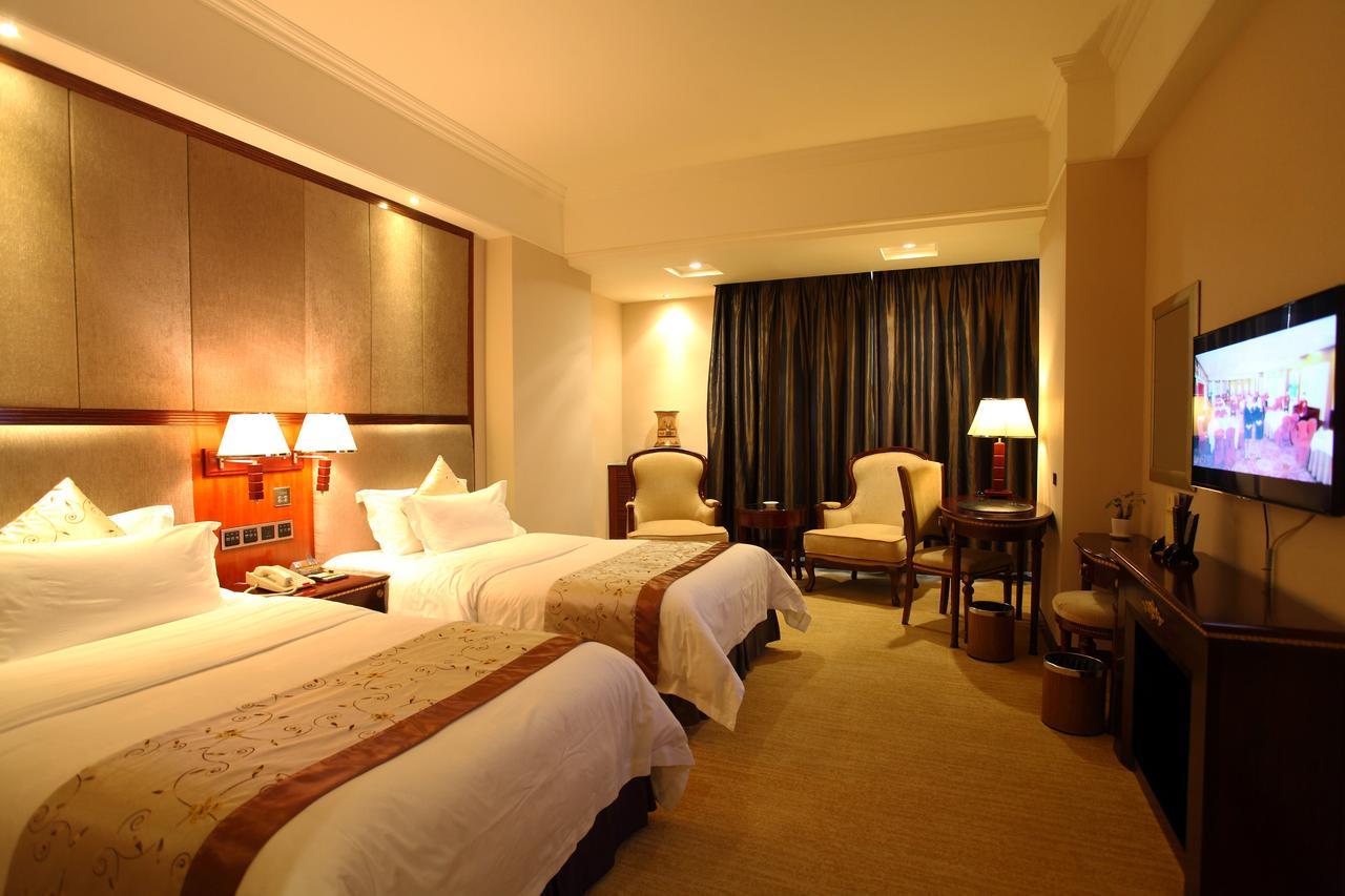 Rongjiang Hotel Jieyang Esterno foto