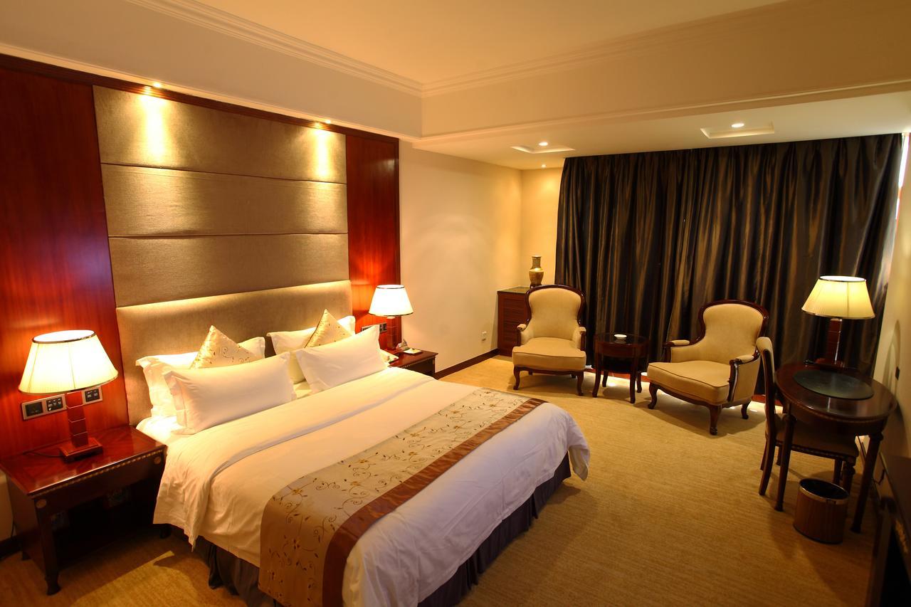 Rongjiang Hotel Jieyang Esterno foto